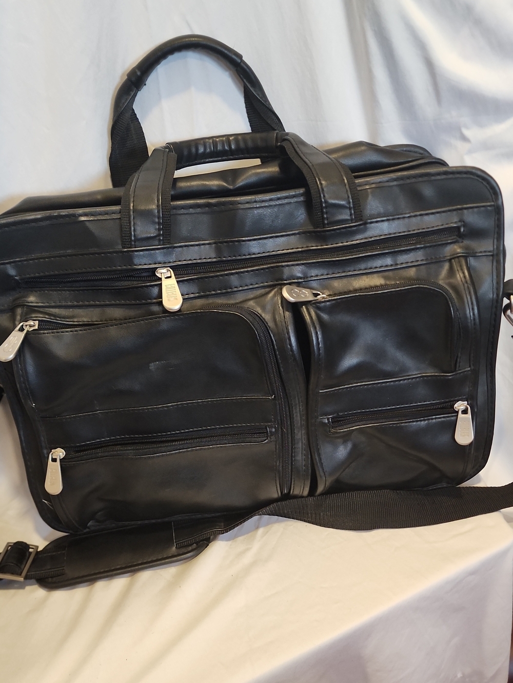 Vintage Bill Blass multi-compartment black laptop briefcase from around the 1990